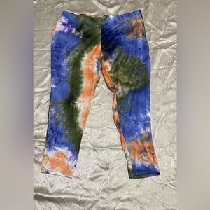 Rouge Tie dye style leggings